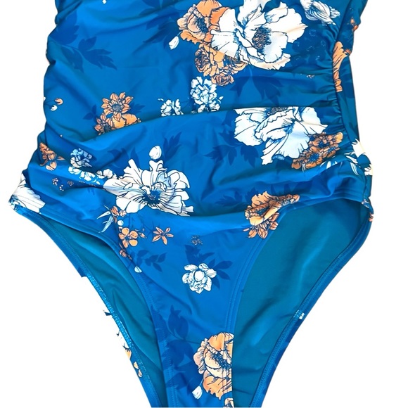 Cupshe Seafoam Garden One Piece Swimsuit with Tummy Control in Teal Floral NWT - Picture 6 of 16